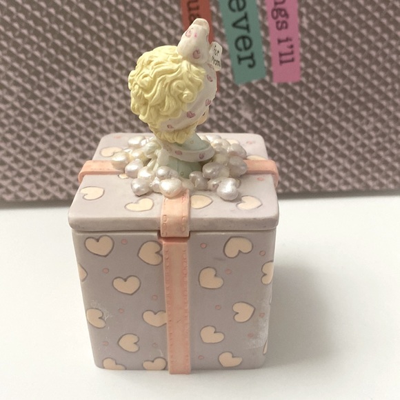 2003 Precious Moments, For Mom, Mom’s love is the Best Gift of all. - Picture 2 of 8